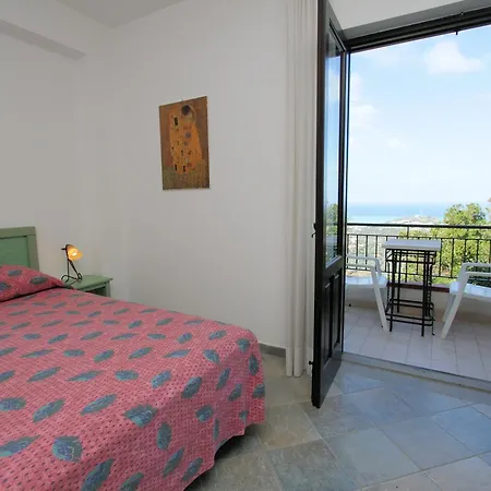 Galati Aparthotel 2*