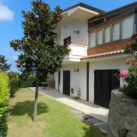 Galati Aparthotel 2*
