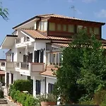 Apartmanhotel Galati Capo dʼOrlando